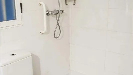 Rooms in Valencia L'Eixample - photo 7