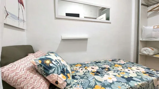 Rooms in Madrid Chamartín - photo 9