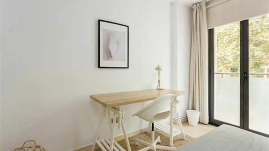 Rooms in Barcelona Les Corts - photo 2
