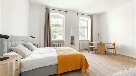 Apartments in Berlin Mitte - photo 2