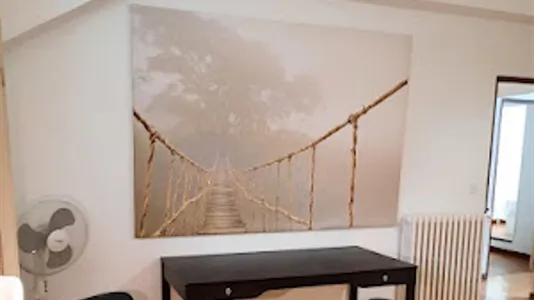 Rooms in Madrid Tetuán - photo 10