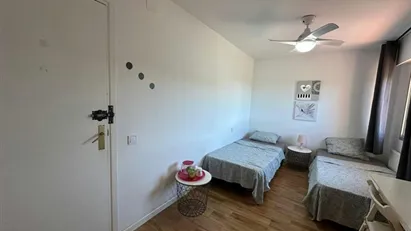 Room for rent in Madrid Puente de Vallecas, Madrid