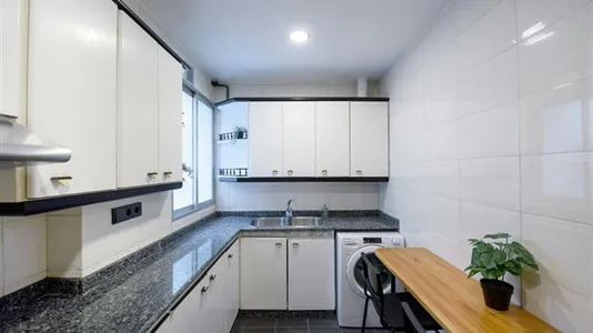 Rooms in Valencia Ciutat Vella - photo 5