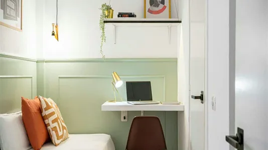 Rooms in Madrid Centro - photo 1