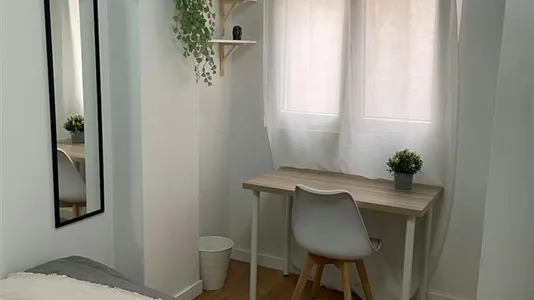 Rooms in Tavernes Blanques - photo 3