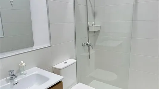 Rooms in Madrid Centro - photo 4