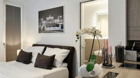 Apartments in Location is not specified - photo 6