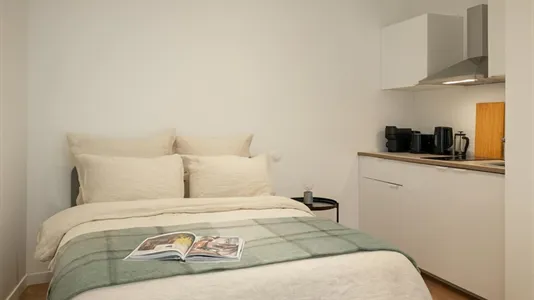 Apartments in Bobigny - photo 1