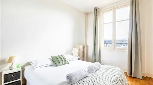 Apartments in Nanterre - photo 5