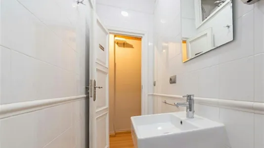 Rooms in Valencia Extramurs - photo 9