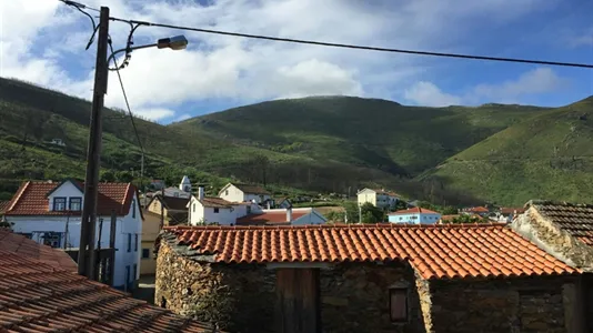 Houses in Oliveira do Hospital - photo 7