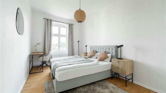 Apartments in Berlin Lichtenberg - photo 7