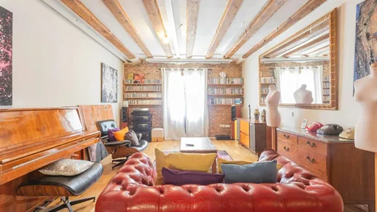 Apartments in Barcelona Ciutat Vella - photo 2