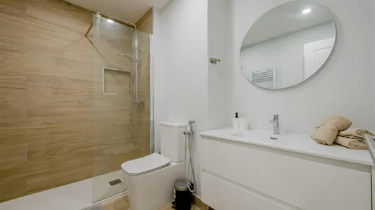 Rooms in Madrid Salamanca - photo 4