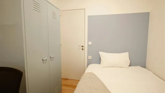 Rooms in Barcelona Eixample - photo 4