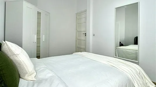 Rooms in Madrid Salamanca - photo 3