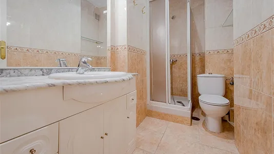 Rooms in Madrid Salamanca - photo 7