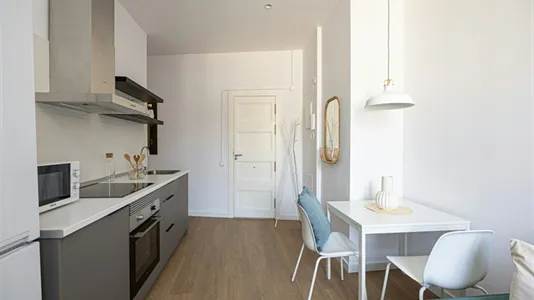 Apartments in Barcelona Ciutat Vella - photo 9