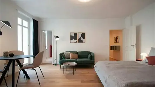 Apartments in Berlin Mitte - photo 1