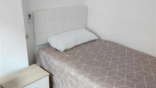 Rooms in la Fontsanta - photo 4