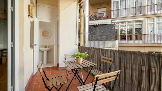 Apartments in Barcelona Eixample - photo 3