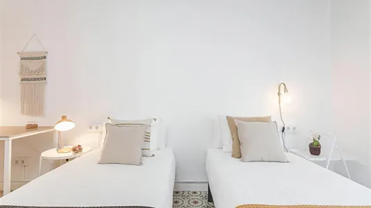 Apartments in Barcelona Ciutat Vella - photo 10