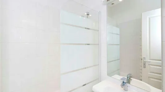 Rooms in Paris 15ème arrondissement - photo 9