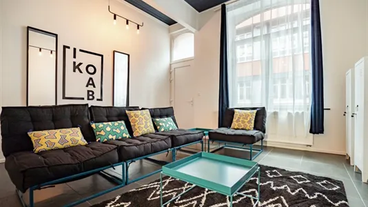 Rooms in Charleroi - photo 4