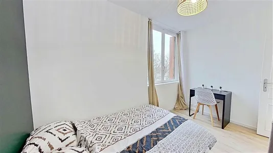 Rooms in Caen - photo 2