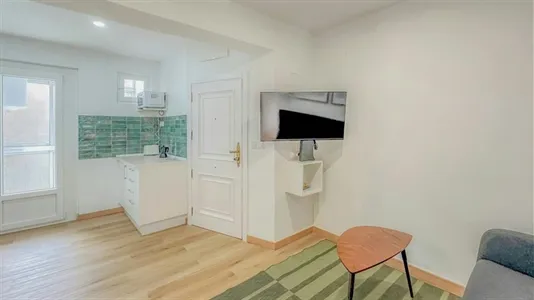 Rooms in Valladolid - photo 8