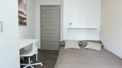 Room for rent in Milano Zona 1 - Centro storico, Milan
