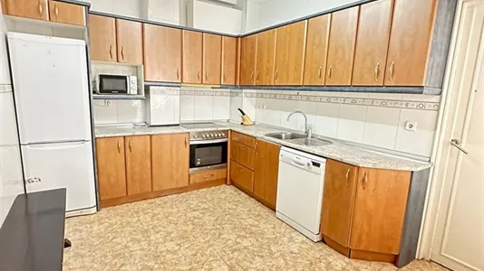 Rooms in Zaragoza - photo 6