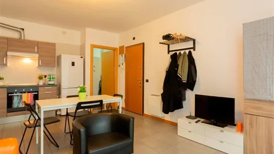 Rooms in Milano Zona 2 - Stazione Centrale, Gorla, Turro, Greco, Crescenzago - photo 9