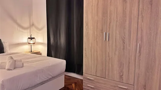 Rooms in Barcelona Eixample - photo 7