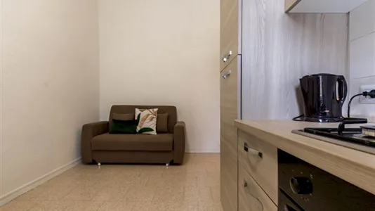 Rooms in Milano Zona 5 - Vigentino, Chiaravalle, Gratosoglio - photo 6