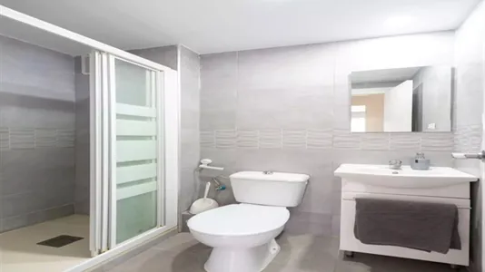 Rooms in Castellón de la Plana/Castelló de la Plana - photo 9
