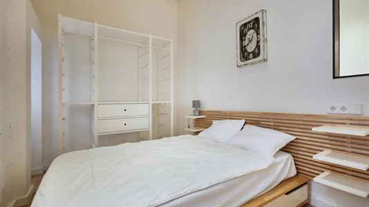 Apartments in Barcelona Ciutat Vella - photo 7