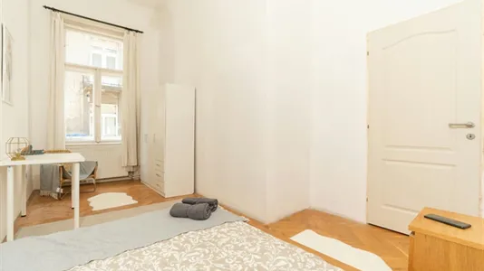 Rooms in Budapest Terézváros - photo 4