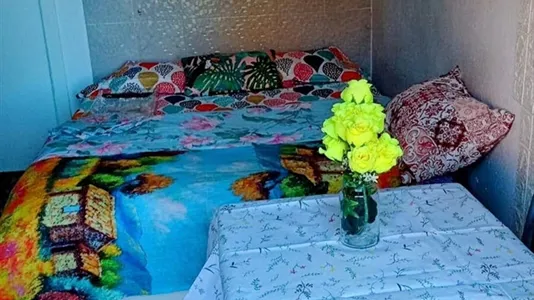 Rooms in Madrid Puente de Vallecas - photo 1