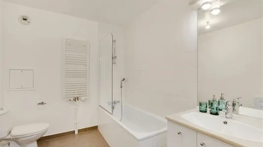 Rooms in Paris 19ème arrondissement - photo 8