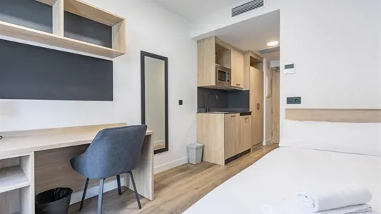 Apartments in Madrid Moncloa-Aravaca - photo 1
