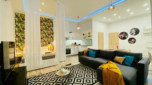 Apartments in Budapest Terézváros - photo 4