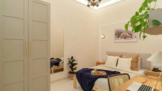 Rooms in Barcelona Eixample - photo 1