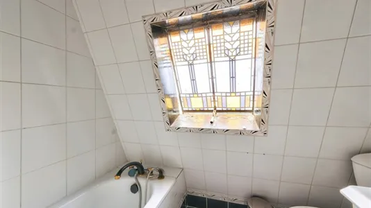 Apartments in Paris 16éme arrondissement (North) - photo 8