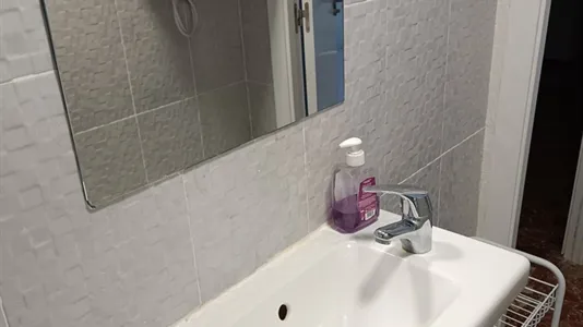 Rooms in Madrid Puente de Vallecas - photo 4