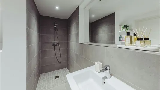 Apartments in Location is not specified - photo 8