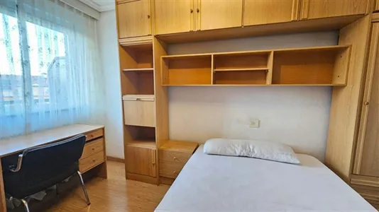 Rooms in Salamanca - photo 4