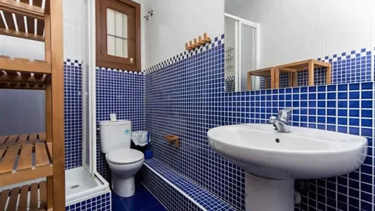 Rooms in Madrid Centro - photo 10