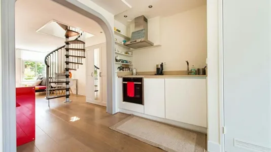 Apartments in Amsterdam Centrum - photo 4