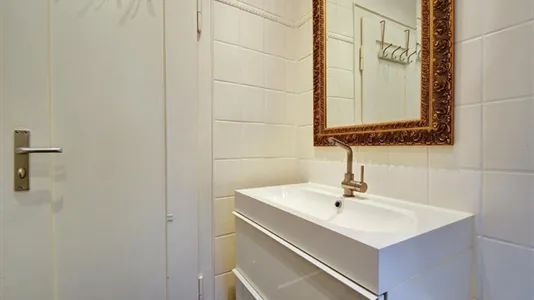 Apartments in Location is not specified - photo 8